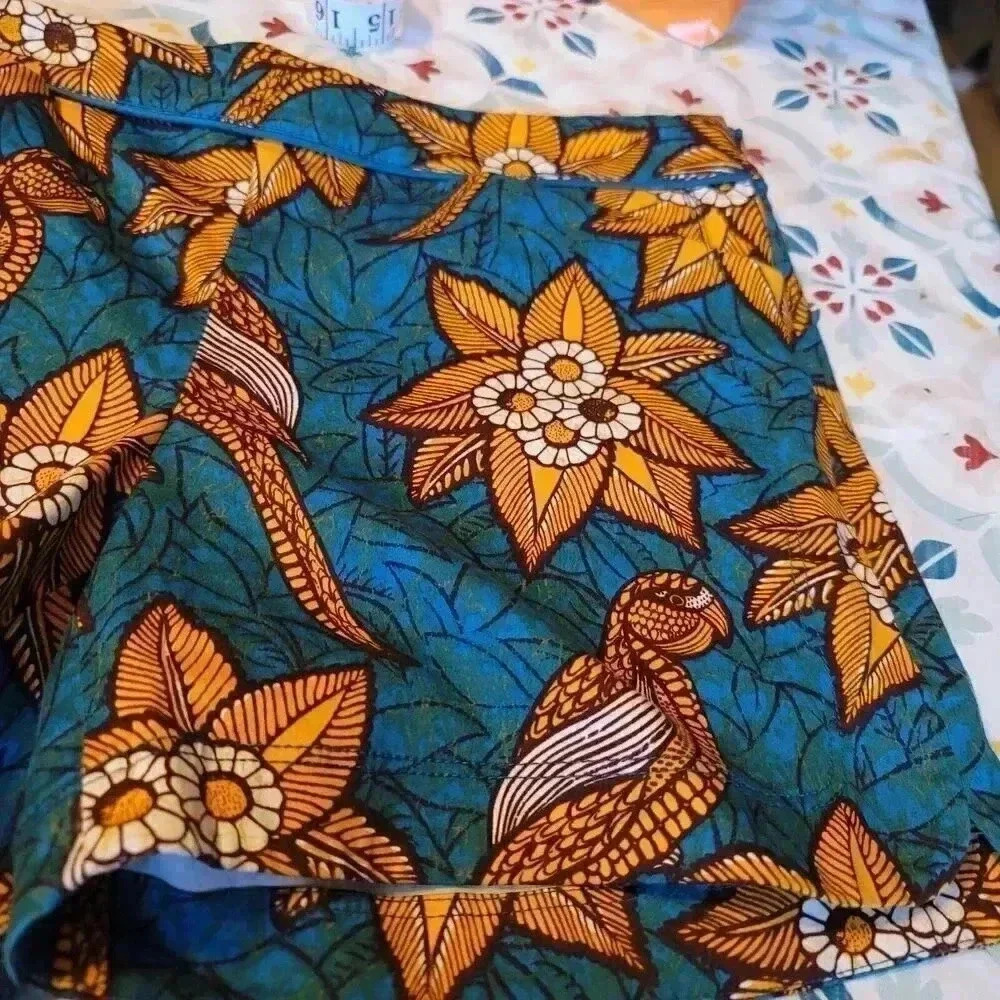 Anthropologie Elevenses Birds of Paradise Floral Print Shorts Size 2 - Picture 3 of 14